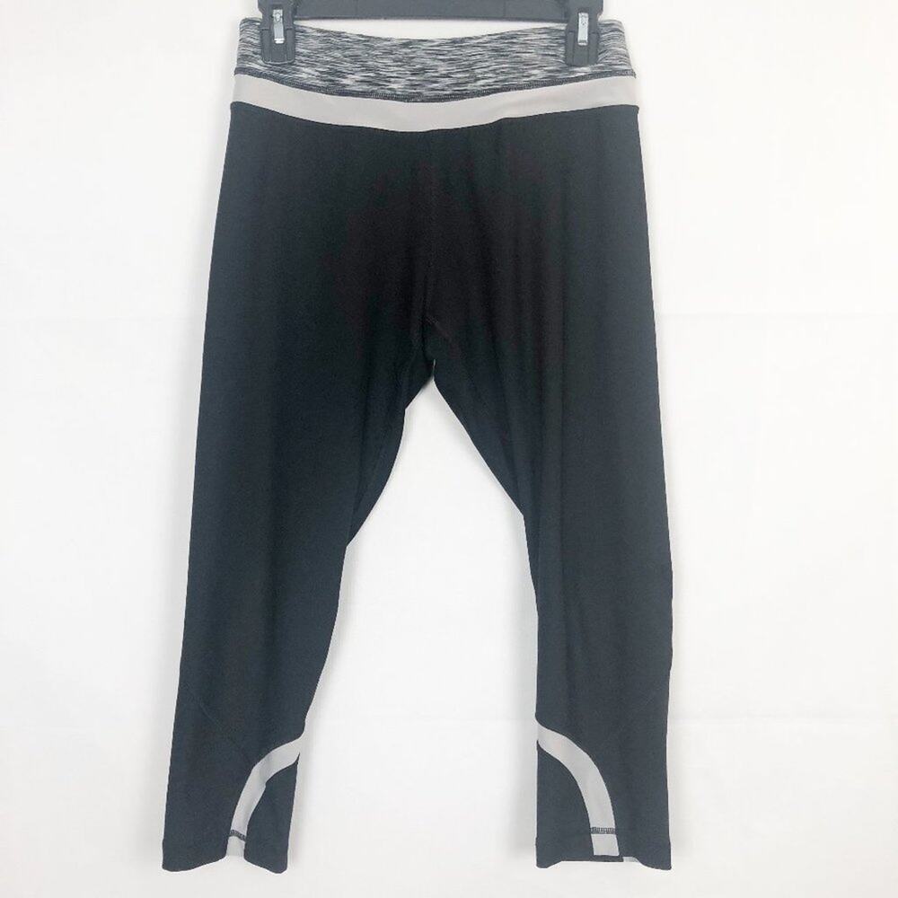 Danskin Now High-Rise Women's Active Cropped Leggings Size M